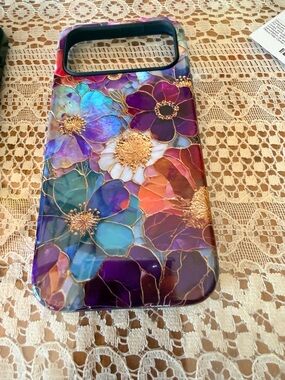 Floral Multicolor Protective Phone Case - Stylish Floral Design